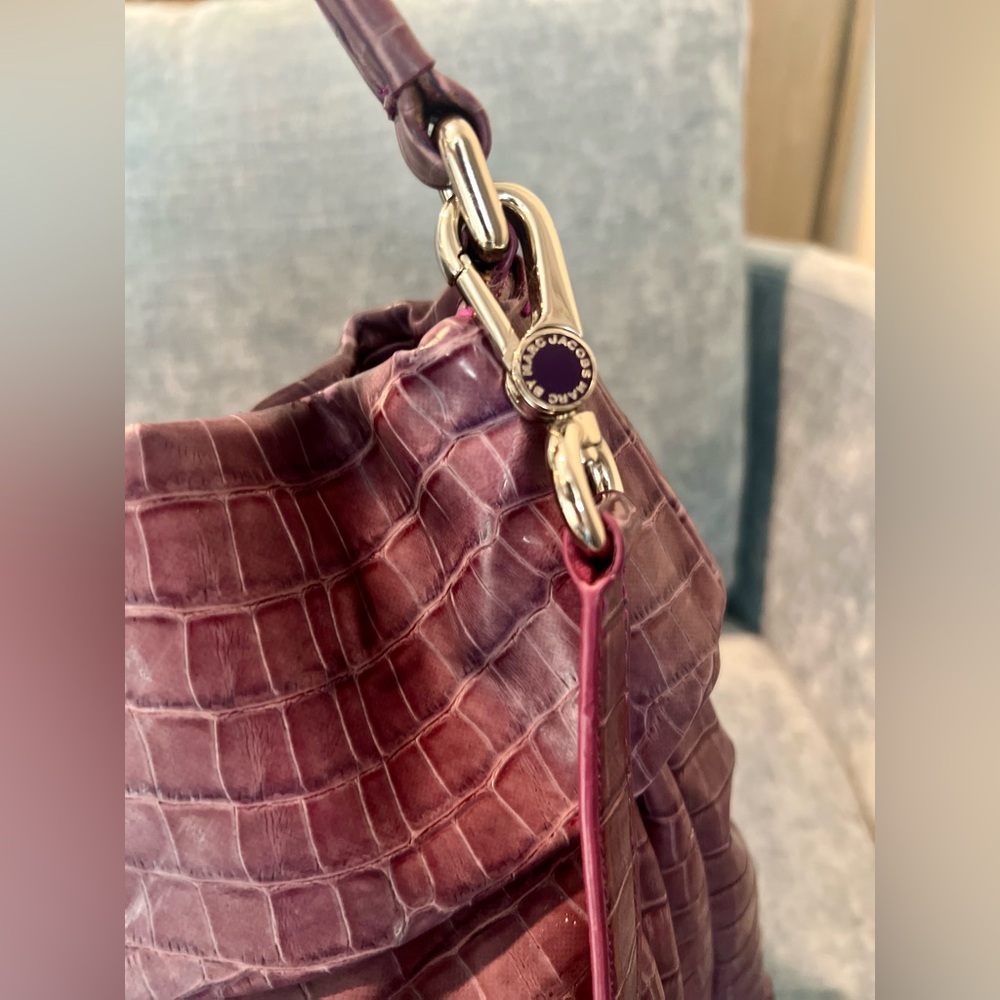 Marc By Marc Jacobs VINTAGE CrocEmbossed Purple Hobo/Sling Bag X-LARGE Crossbody - Picture 13 of 17